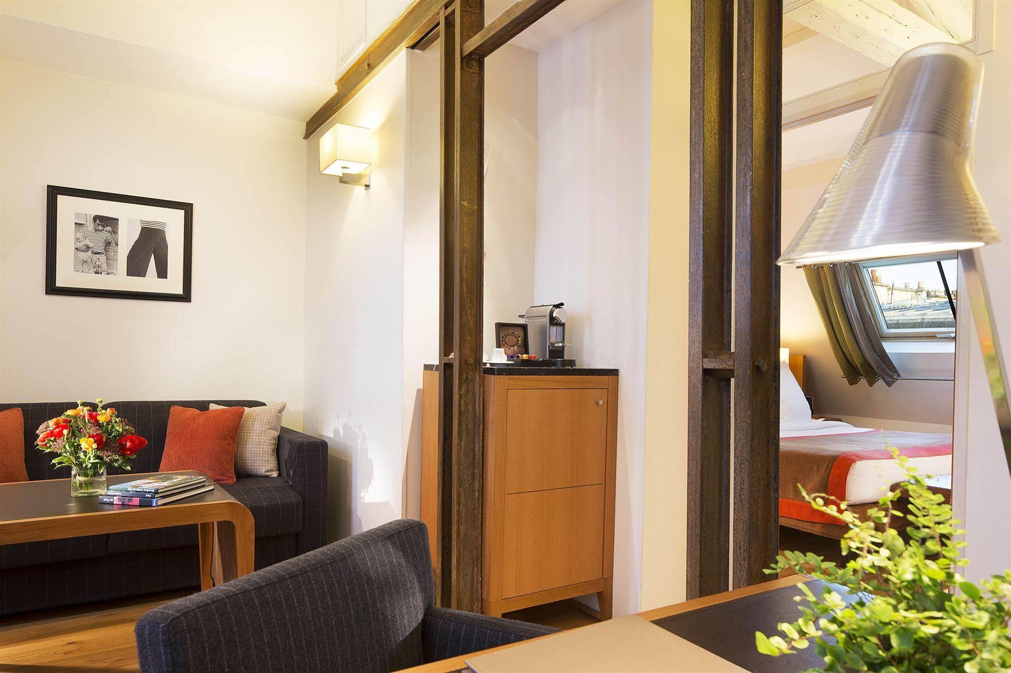 Hotel Le Six Париж Екстер'єр фото
